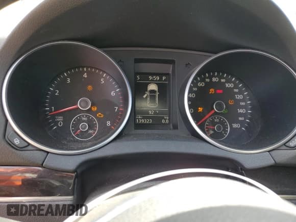 ✅ 2010 Volkswagen Golf GTI • VIN: WVWFD7AJ4AW121482 • Лот: 70056685. Опубликован ранее на Copart с пробегом 139 323 миль. Бесплатный доступ к архиву аукционных продаж из США и подробный отчёт об истории автомобиля на DreamBid. Изображение 10.