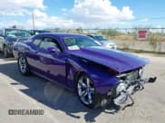 ✅ 2014 Dodge Challenger SRT-8 Core • VIN: 2C3CDYDJXEH105249 • Lot: 43196209. Wystawiony na IAAI z przebiegiem 29 836 mil. Bezpłatny archiwum sprzedaży aukcyjnych z USA i szczegółowy raport historii pojazdu na DreamBid. Zdjęcie 1.