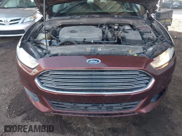 ✅ 2015 Ford Fusion SE • VIN: 3FA6P0HD6FR183772 • Lot: 43646414. Wystawiony na IAAI z przebiegiem 246 000 mil. Bezpłatny archiwum sprzedaży aukcyjnych z USA i szczegółowy raport historii pojazdu na DreamBid. Zdjęcie 10.