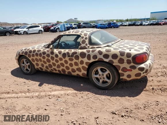 ✅ 1999 Mazda MX-5 Miata • VIN: JM1NB3539X0125626 • Lot: 69704745. Wystawiony na Copart z przebiegiem 80 811 mil. Bezpłatny archiwum sprzedaży aukcyjnych z USA i szczegółowy raport historii pojazdu na DreamBid. Zdjęcie 2.