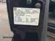 2003 Chevrolet Silverado 1500 Work Truck z VIN 1GCEK14V13E181533, wystawiony jako IAAI lot #43577970 z przebiegiem 78 238 mil mil oraz . Historia ofert i sprzedaży dostępna na DreamBid. Obrazek 9.