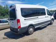 ✅ 2023 Ford Transit Passenger XL • VIN: 1FBAX9C86PKA01789 • Лот: 42701198. Опубликован ранее на IAAI с пробегом 12 931 миль. Бесплатный доступ к архиву аукционных продаж из США и подробный отчёт об истории автомобиля на DreamBid. Изображение 4.