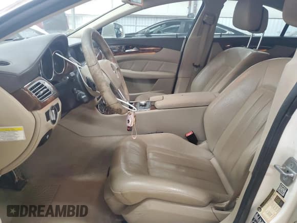 ✅ 2012 Mercedes-Benz CLS 550 • VIN: WDDLJ7DB1CA010670 • Лот: 52570125. Опубликован ранее на Copart с пробегом 103 261 миль. Бесплатный доступ к архиву аукционных продаж из США и подробный отчёт об истории автомобиля на DreamBid. Изображение 7.