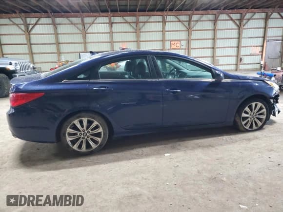 ✅ 2013 Hyundai Sonata SE • VIN: 5NPEC4AC3DH514897 • Lot: 51220125. Listed on Copart with 275,186 mi. Free auction sales archive from the USA and detailed vehicle history report at DreamBid. Image 3.