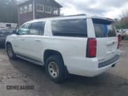 ✅ 2016 Chevrolet Suburban Commercial • VIN: 1GNSKKEC0GR427659 • Lot: 43647762. Wystawiony na IAAI z przebiegiem Nie podano. Bezpłatny archiwum sprzedaży aukcyjnych z USA i szczegółowy raport historii pojazdu na DreamBid. Zdjęcie 3.