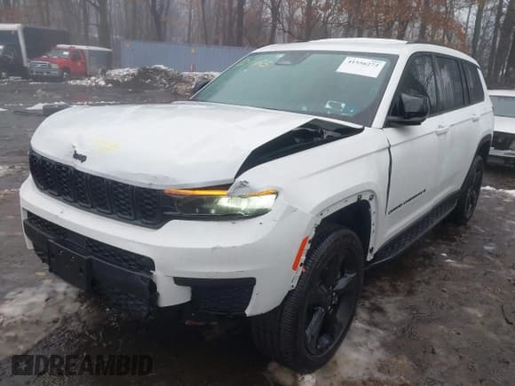 ✅ 2024 Jeep Grand Cherokee Altitude • VIN: 1C4RJKAG8R8556020 • Lot: 41556272. Listed on IAAI with 6,357 mi. Free auction sales archive from the USA and detailed vehicle history report at DreamBid. Image 2.