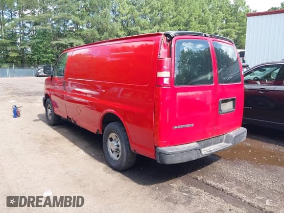 ✅ 2009 Chevrolet Express Cargo • VIN: 1GCGG25C491139774 • Lot: 42841666. Listed on IAAI with 216,598 mi. Free auction sales archive from the USA and detailed vehicle history report at DreamBid. Image 3.