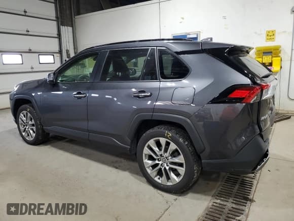 ✅ 2020 Toyota RAV4 Limited • VIN: JTMN1RFV4LJ035021 • Lot: 71010785. Listed on Copart with 31,669 mi. Free auction sales archive from the USA and detailed vehicle history report at DreamBid. Image 2.