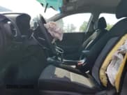 ✅ 2021 Hyundai Kona SE • VIN: KM8K12AA8MU665683 • Лот: 70135324. Опубликован ранее на Copart с пробегом Не указан. Бесплатный доступ к архиву аукционных продаж из США и подробный отчёт об истории автомобиля на DreamBid. Изображение 7.