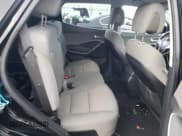 ✅ 2018 Hyundai Santa Fe 2.4L • VIN: 5XYZTDLB5JG548669 • Лот: 40920463. Опубликован ранее на Copart с пробегом 82 354 миль. Бесплатный доступ к архиву аукционных продаж из США и подробный отчёт об истории автомобиля на DreamBid. Изображение 10.