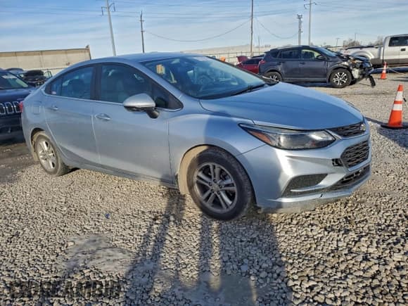 ✅ 2017 Chevrolet Cruze LT • VIN: 1G1BE5SM1H7121428 • Лот: 95198545. Опубликован ранее на Copart с пробегом 111 973 миль. Бесплатный доступ к архиву аукционных продаж из США и подробный отчёт об истории автомобиля на DreamBid. Изображение 4.