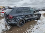 ✅ 2012 BMW X5 M • VIN: 5YMGY0C50CLK27200 • Lot: 95236795. Wystawiony na Copart z przebiegiem 159 783 mil. Bezpłatny archiwum sprzedaży aukcyjnych z USA i szczegółowy raport historii pojazdu na DreamBid. Zdjęcie 3.