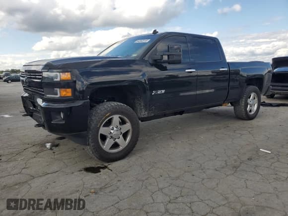 ✅ 2015 Chevrolet Silverado 2500HD LTZ • VIN: 1GC1KWE89FF192363 • Lot: 84362815. Wystawiony na Copart z przebiegiem 176 097 mil. Bezpłatny archiwum sprzedaży aukcyjnych z USA i szczegółowy raport historii pojazdu na DreamBid. Zdjęcie 1.