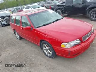 ✅ 1998 Volvo V70 GLT • VIN: YV1LW5647W2444373 • Lot: 42148447. Wystawiony na IAAI z przebiegiem 194 492 mil. Bezpłatny archiwum sprzedaży aukcyjnych z USA i szczegółowy raport historii pojazdu na DreamBid. Zdjęcie 1.