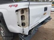 ✅ 2018 Chevrolet Silverado 2500HD LT • VIN: 1GC1KVEYXJF235496 • Лот: 41335300. Опубликован ранее на IAAI с пробегом 208 408 миль. Бесплатный доступ к архиву аукционных продаж из США и подробный отчёт об истории автомобиля на DreamBid. Изображение 18.