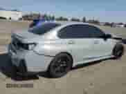 2024 BMW 3 Series M340i z VIN 3MW49FS09R8E18287, wystawiony jako Copart lot #52447675 z przebiegiem 23 331 mil mil oraz Szkoda całkowita • Salvage title. Historia ofert i sprzedaży dostępna na DreamBid. Obrazek 3.