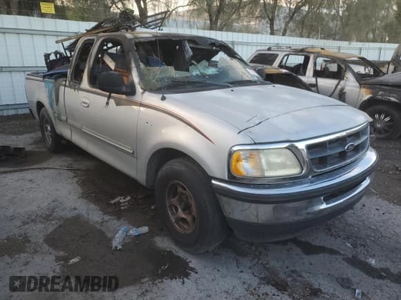 ✅ 1998 Ford F-150 • VIN: 1FTZX1760WNB14742 • Lot: 92538665. Listed on Copart with Not provided. Free auction sales archive from the USA and detailed vehicle history report at DreamBid. Image 4.