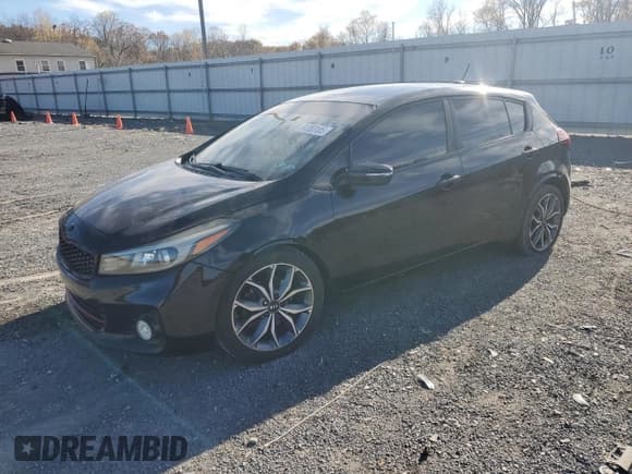 ✅ 2017 Kia Forte SX • VIN: 3KPFN5A35HE150884 • Lot: 91353105. Wystawiony na Copart z przebiegiem 158 073 mil. Bezpłatny archiwum sprzedaży aukcyjnych z USA i szczegółowy raport historii pojazdu na DreamBid. Zdjęcie 1.