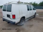 ✅ 2014 Ford Econoline Cargo Commercial • VIN: 1FTNE2EW3EDA31422 • Lot: 43039076. Wystawiony na IAAI z przebiegiem 168 755 mil. Bezpłatny archiwum sprzedaży aukcyjnych z USA i szczegółowy raport historii pojazdu na DreamBid. Zdjęcie 4.