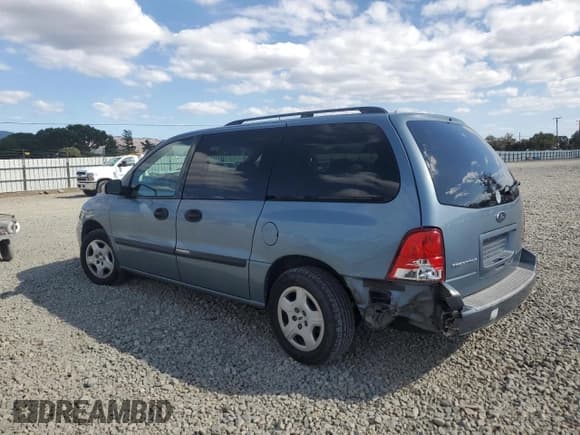✅ 2004 Ford Freestar SE • VIN: 2FMZA51694BB31285 • Lot: 86106025. Wystawiony na Copart z przebiegiem 185 777 mil. Bezpłatny archiwum sprzedaży aukcyjnych z USA i szczegółowy raport historii pojazdu na DreamBid. Zdjęcie 2.