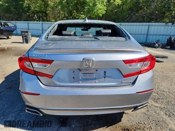 ✅ 2020 Honda Accord Sport • VIN: 1HGCV1F3XLA144418 • Lot: 87429875. Wystawiony na Copart z przebiegiem 183 594 mil. Bezpłatny archiwum sprzedaży aukcyjnych z USA i szczegółowy raport historii pojazdu na DreamBid. Zdjęcie 6.