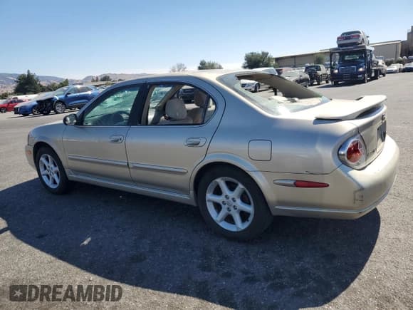✅ 2002 Nissan Maxima GXE • VIN: JN1DA31D02T422176 • Lot: 73593744. Wystawiony na Copart z przebiegiem 180 450 mil. Bezpłatny archiwum sprzedaży aukcyjnych z USA i szczegółowy raport historii pojazdu na DreamBid. Zdjęcie 2.