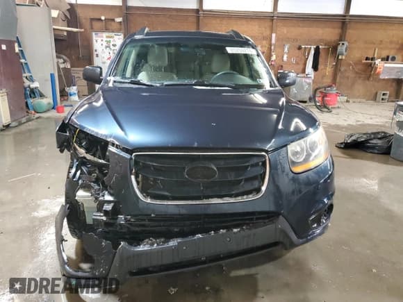 ✅ 2011 Hyundai Santa Fe GLS • VIN: 5XYZGDAB6BG071341 • Lot: 85259274. Listed on Copart with 126,249 mi. Free auction sales archive from the USA and detailed vehicle history report at DreamBid. Image 5.