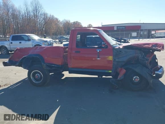 ✅ 1987 Ford Ranger • VIN: 1FTBR10T0HUC34187 • Lot: 43718834. Listed on IAAI with 290,864 mi. Free auction sales archive from the USA and detailed vehicle history report at DreamBid. Image 12.
