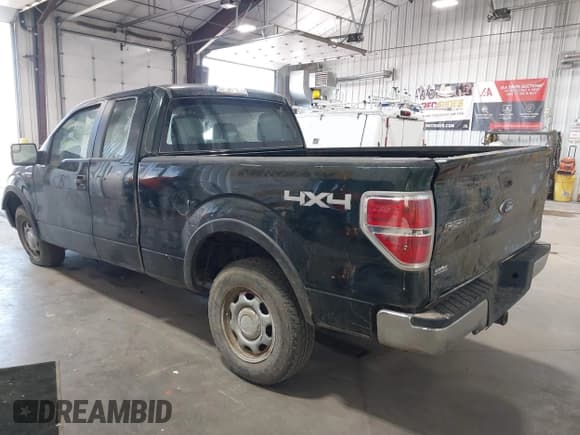 ✅ 2014 Ford F-150 XL • VIN: 1FTEX1EM8EFB13718 • Lot: 43218145. Wystawiony na IAAI z przebiegiem 46 989 mil. Bezpłatny archiwum sprzedaży aukcyjnych z USA i szczegółowy raport historii pojazdu na DreamBid. Zdjęcie 3.