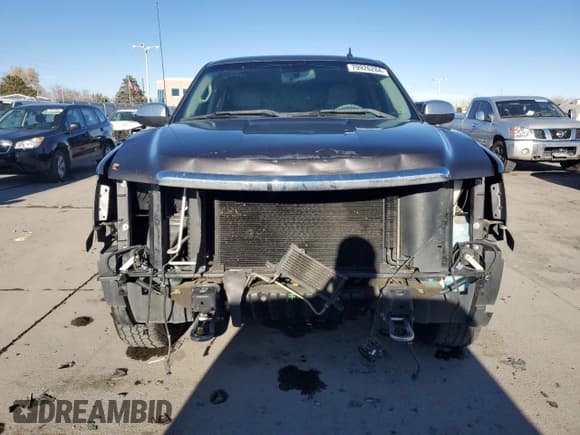 ✅ 2010 GMC Sierra 1500 • VIN: 1GTYKWE25AZ287603 • Lot: 79926284. Wystawiony na Copart z przebiegiem 122 683 mil. Bezpłatny archiwum sprzedaży aukcyjnych z USA i szczegółowy raport historii pojazdu na DreamBid. Zdjęcie 5.