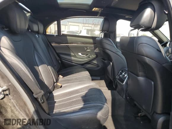 ✅ 2015 Mercedes-Benz S 550 • VIN: WDDUG8FB2FA080916 • Lot: 66937805. Listed on Copart with 32,690 mi. Free auction sales archive from the USA and detailed vehicle history report at DreamBid. Image 10.