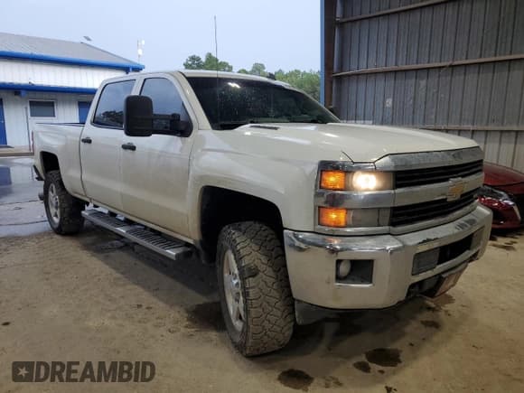 ✅ 2015 Chevrolet Silverado 2500HD LT • VIN: 1GC1KVE87FF186376 • Лот: 69389645. Опубликован ранее на Copart с пробегом 272 351 миль. Бесплатный доступ к архиву аукционных продаж из США и подробный отчёт об истории автомобиля на DreamBid. Изображение 4.