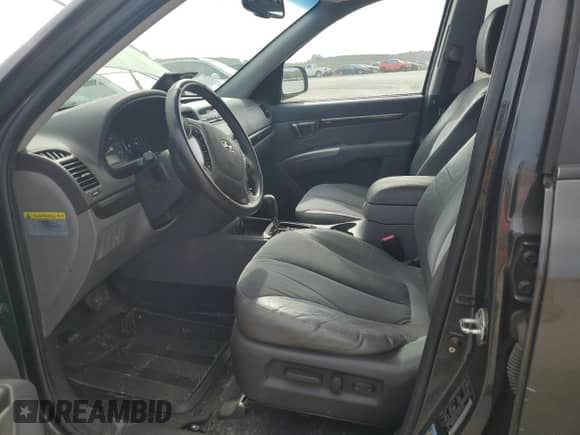 2010 Hyundai Santa Fe SE с VIN 5NMSH4AG1AH352509, выставлен на аукционе Copart как лот 70717434 с пробегом 218 887 миль миль и Списание • Salvage title. История ставок и продаж доступна на DreamBid. Изображение 7.