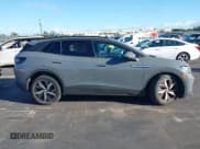 ✅ 2023 Volkswagen ID.4 S • VIN: 1V25MPE88PC040755 • Lot: 43454884. Wystawiony na IAAI z przebiegiem 8 117 mil. Bezpłatny archiwum sprzedaży aukcyjnych z USA i szczegółowy raport historii pojazdu na DreamBid. Zdjęcie 14.