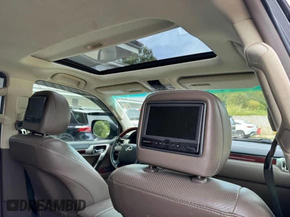 ✅ 2012 Lexus GX 460 • VIN: JTJBM7FX4C5037289 • Lot: 80171375. Wystawiony na Copart z przebiegiem 185 257 mil. Bezpłatny archiwum sprzedaży aukcyjnych z USA i szczegółowy raport historii pojazdu na DreamBid. Zdjęcie 8.