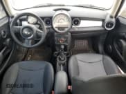 ✅ 2013 MINI Hardtop • VIN: WMWSU3C54DT685949 • Lot: 91926005. Wystawiony na Copart z przebiegiem 140 236 mil. Bezpłatny archiwum sprzedaży aukcyjnych z USA i szczegółowy raport historii pojazdu na DreamBid. Zdjęcie 8.