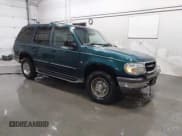 ✅ 1997 Ford Explorer XLT • VIN: 1FMDU35P3VUC49711 • Lot: 41414941. Wystawiony na IAAI z przebiegiem 249 309 mil. Bezpłatny archiwum sprzedaży aukcyjnych z USA i szczegółowy raport historii pojazdu na DreamBid. Zdjęcie 1.