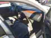 2010 Chevrolet Impala LT z VIN 2G1WB5EKXA1235564, wystawiony jako IAAI lot #43556374 z przebiegiem 280 357 mil mil oraz . Historia ofert i sprzedaży dostępna na DreamBid. Obrazek 5.