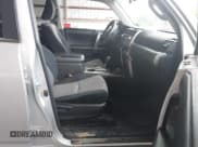 ✅ 2015 Toyota 4Runner SR5 Premium • VIN: JTEBU5JR2F5212784 • Lot: 43118138. Wystawiony na IAAI z przebiegiem 148 158 mil. Bezpłatny archiwum sprzedaży aukcyjnych z USA i szczegółowy raport historii pojazdu na DreamBid. Zdjęcie 5.