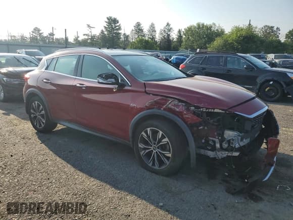 ✅ 2018 Infiniti QX30 Premium • VIN: SJKCH5CR4JA051958 • Lot: 66087405. Wystawiony na Copart z przebiegiem 50 393 mil. Bezpłatny archiwum sprzedaży aukcyjnych z USA i szczegółowy raport historii pojazdu na DreamBid. Zdjęcie 4.