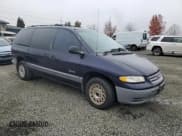 ✅ 1998 Plymouth Voyager SE • VIN: 1P4GP44R1WB592401 • Лот: 82673344. Опубликован ранее на Copart с пробегом 138 979 миль. Бесплатный доступ к архиву аукционных продаж из США и подробный отчёт об истории автомобиля на DreamBid. Изображение 4.