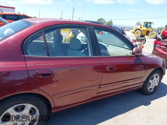 ✅ 2001 Hyundai Elantra GLS • VIN: KMHDN45D11U182397 • Lot: 42830839. Wystawiony na IAAI z przebiegiem 155 602 mil. Bezpłatny archiwum sprzedaży aukcyjnych z USA i szczegółowy raport historii pojazdu na DreamBid. Zdjęcie 13.