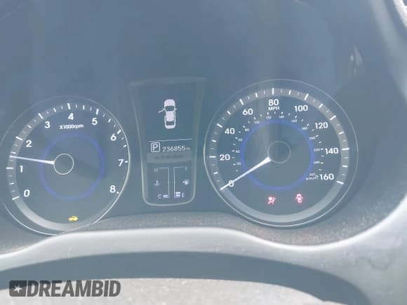 ✅ 2012 Hyundai Azera • VIN: KMHFH4JG4CA125907 • Lot: 42091205. Listed on IAAI with 236,855 mi. Free auction sales archive from the USA and detailed vehicle history report at DreamBid. Image 7.