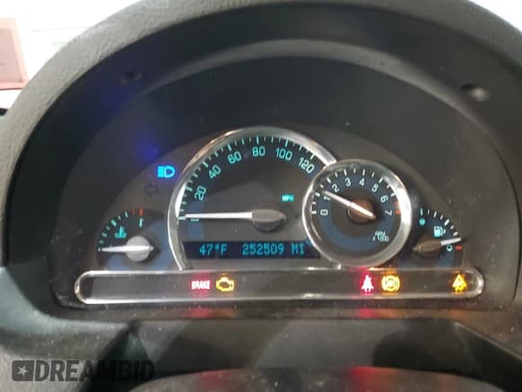 ✅ 2011 Chevrolet HHR LS • VIN: 3GCAAAFWXBS602323 • Lot: 83559874. Listed on Copart with 252,509 mi. Free auction sales archive from the USA and detailed vehicle history report at DreamBid. Image 9.