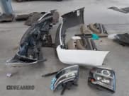 ✅ 2020 Chevrolet Suburban LT • VIN: 1GNSCHKC3LR181222 • Lot: 43047813. Wystawiony na IAAI z przebiegiem 103 318 mil. Bezpłatny archiwum sprzedaży aukcyjnych z USA i szczegółowy raport historii pojazdu na DreamBid. Zdjęcie 12.