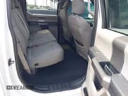 ✅ 2020 Ford F-150 XL • VIN: 1FTEW1E54LFB69227 • Lot: 42661814. Wystawiony na IAAI z przebiegiem 192 857 mil. Bezpłatny archiwum sprzedaży aukcyjnych z USA i szczegółowy raport historii pojazdu na DreamBid. Zdjęcie 8.