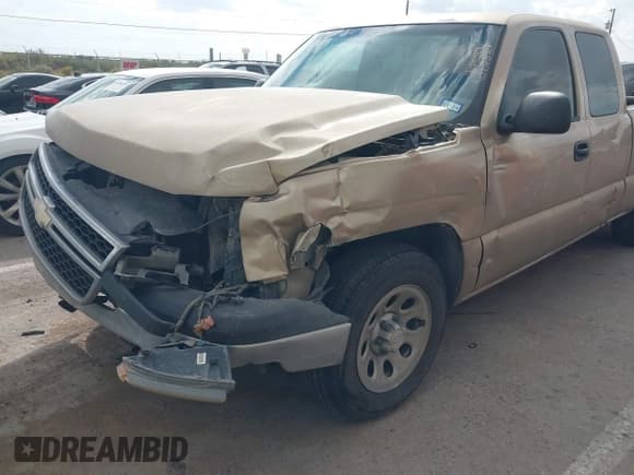 ✅ 2007 Chevrolet Silverado 1500 LT1 • VIN: 1GCEC19V07Z100395 • Lot: 43410850. Listed on IAAI with 301,874 mi. Free auction sales archive from the USA and detailed vehicle history report at DreamBid. Image 6.