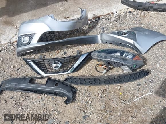 ✅ 2016 Nissan Sentra SR • VIN: 3N1AB7AP9GY312243 • Lot: 43317086. Listed on IAAI with 69,761 mi. Free auction sales archive from the USA and detailed vehicle history report at DreamBid. Image 12.