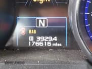 ✅ 2018 Subaru Legacy Limited • VIN: 4S3BNAN67J3040315 • Лот: 43575566. Опубликован ранее на IAAI с пробегом 176 616 миль. Бесплатный доступ к архиву аукционных продаж из США и подробный отчёт об истории автомобиля на DreamBid. Изображение 16.