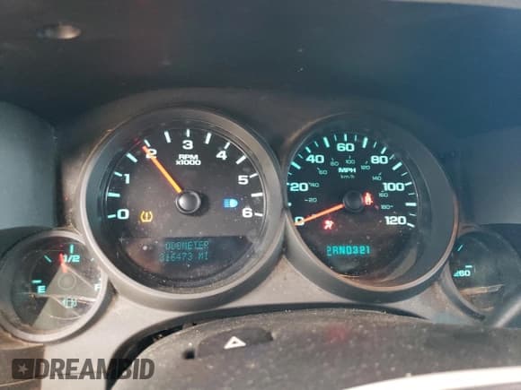 ✅ 2011 Chevrolet Silverado 1500 Work Truck • VIN: 1GCNCPEX1BZ466658 • Лот: 43174355. Опубликован ранее на Copart с пробегом 316 473 миль. Бесплатный доступ к архиву аукционных продаж из США и подробный отчёт об истории автомобиля на DreamBid. Изображение 9.